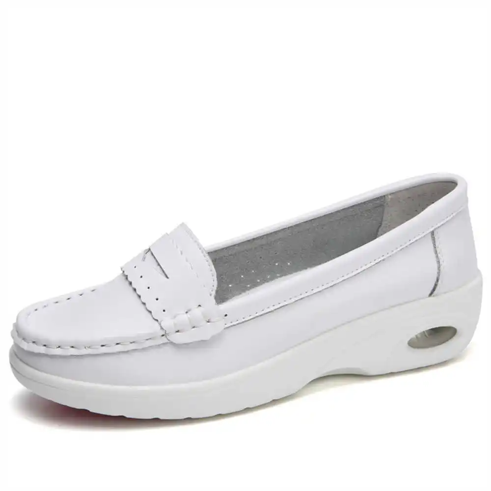 Białe buty sportowe z grubą po – Vintage Fashion Collecting And Wearing Designer Classics recenzja i cena