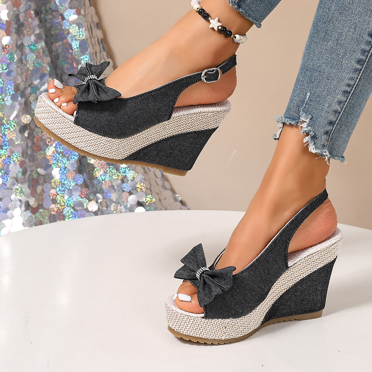 Sandały na koturnie z nitami w – Vintage Fashion Plus Size recenzja i cena