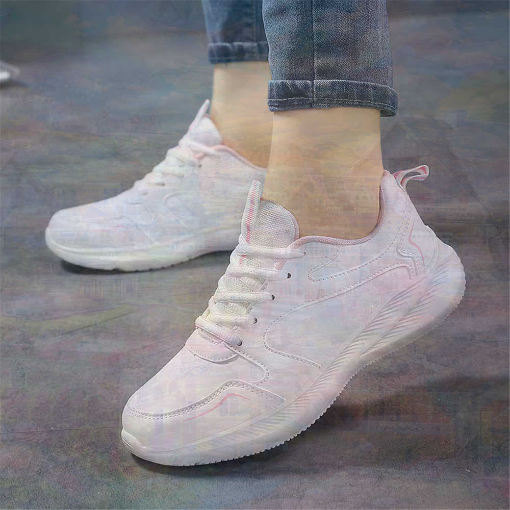 Rozmiar 44 Niskie buty retro M – Vintage Fashion Collecting And Wearing Designer Classics recenzja i cena