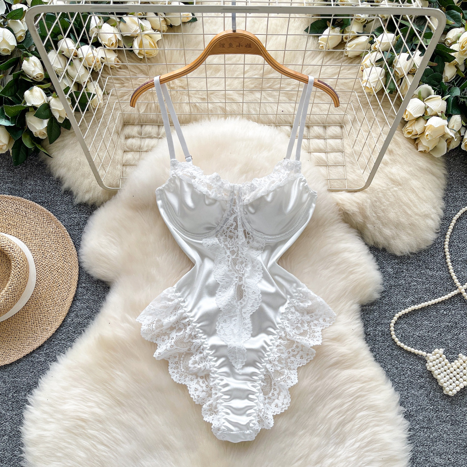 Body vintage, łączona satyna i – Vintage Fashion Club recenzja i cena